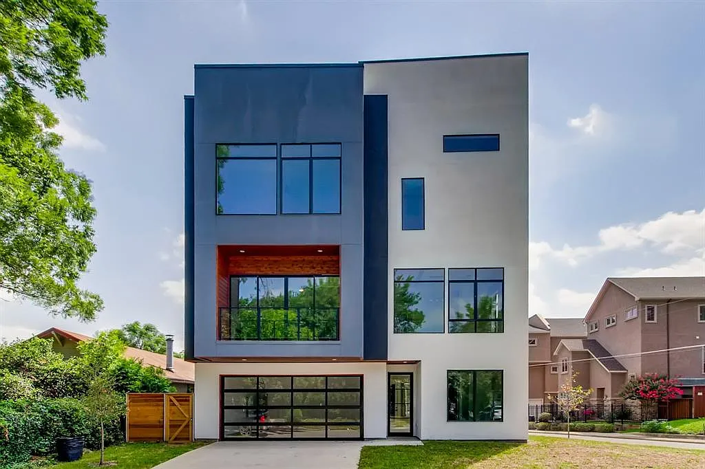 2021 California Dr #1 photo 1