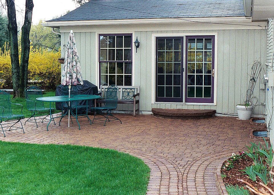 Patio & Family Room