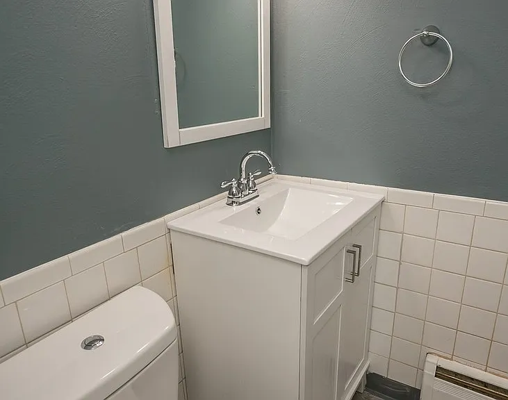 545 E Erie Ave — Photo 8