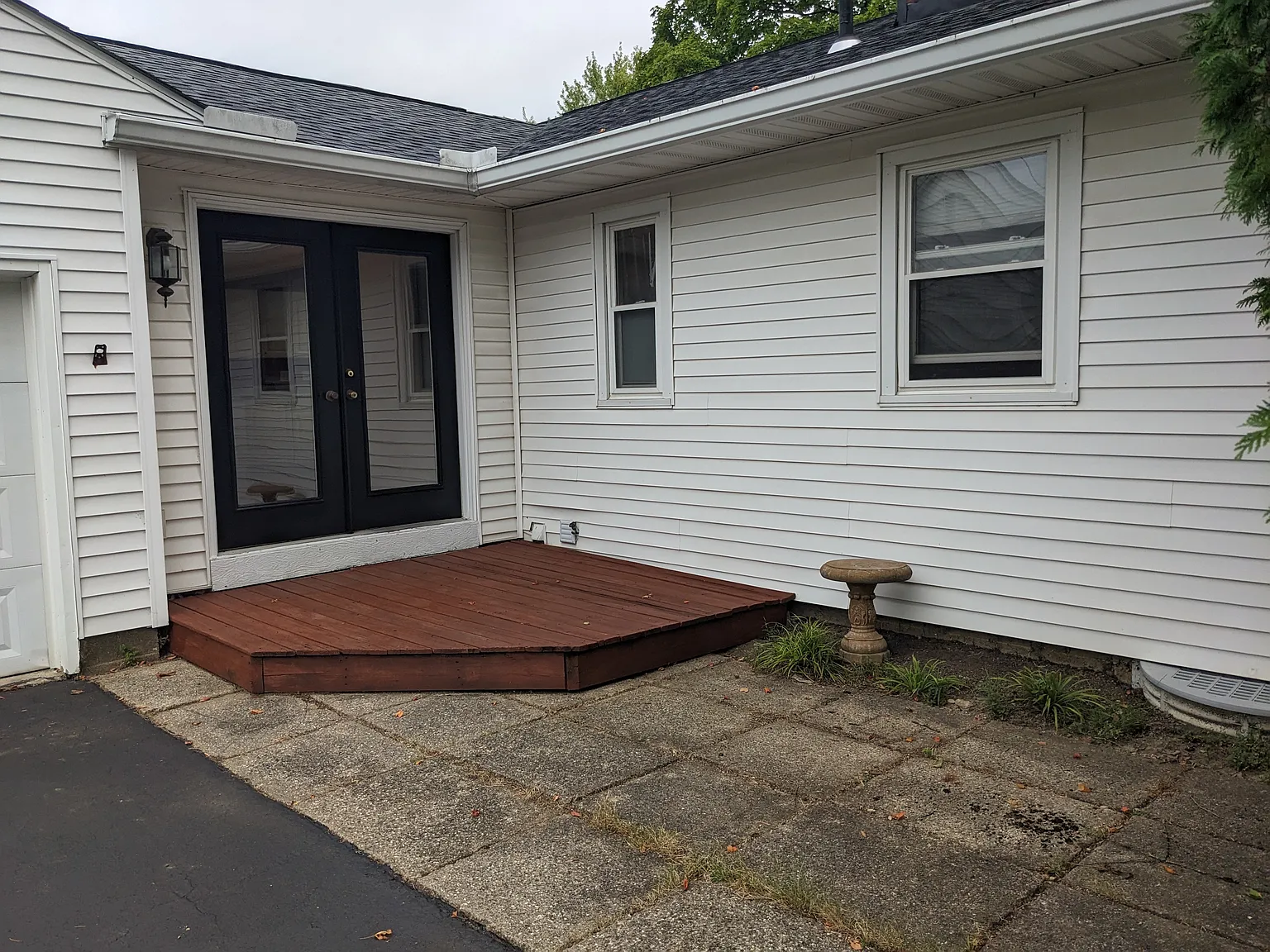 3 bed, 1600 sqft, $2,000 — Photo 3