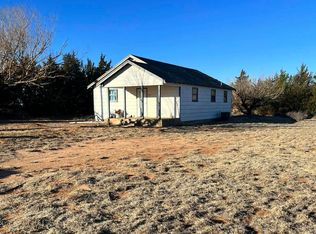 2006 Oil Well Rd, Levelland, TX 79336