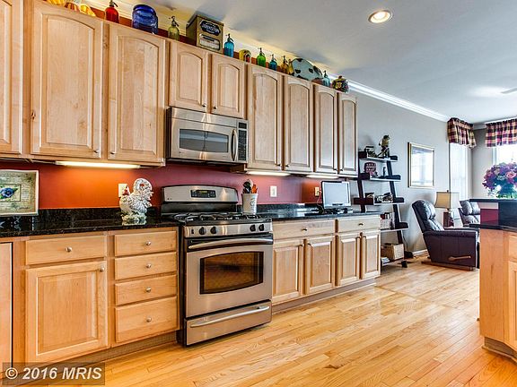 4th image of 6552 Alderwood Way