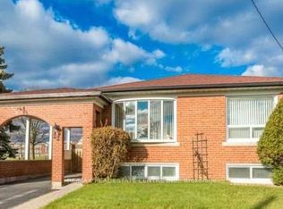 22 Beran Dr, Toronto, ON M1G 1G1