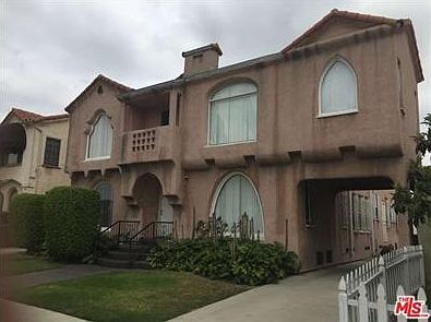 1st image of 2846 S Bronson Ave