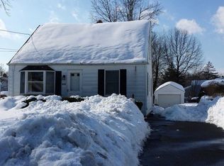 60 Hickory St, Dumont, NJ 07628