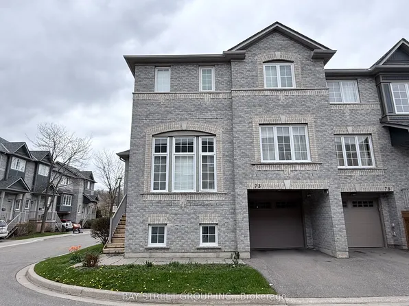 5535 Glen Erin Dr #73, Mississauga, ON L5M 6H1