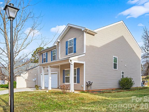 3rd image of 1227 Lauren Village Dr