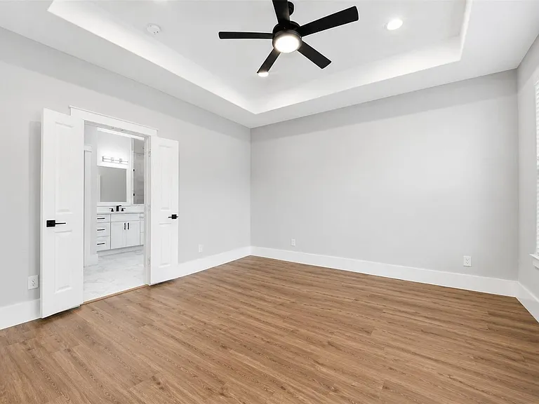 1421 23rd St #B — Photo 27