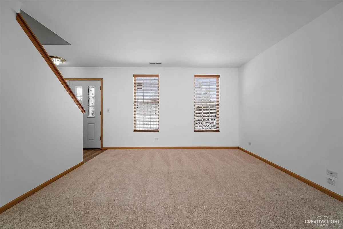 Building Photo - 1727 Ravine Park Ln