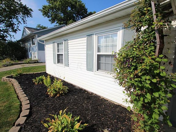 5th image of 421 Canfield Dr