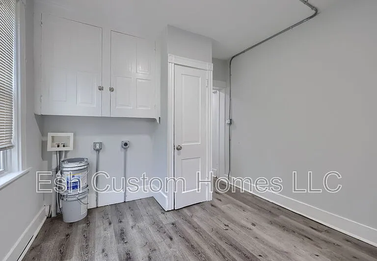 611 S Prince St — Photo 26