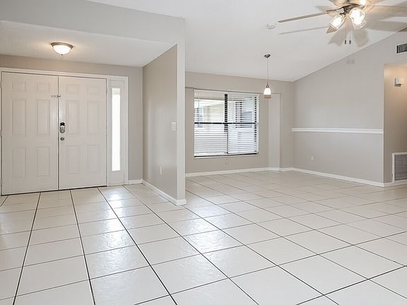 5th image of 1104 Summerwood Cir