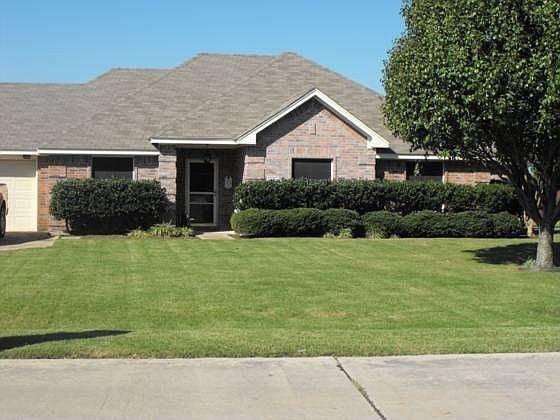 1st image of 1070 Overland Dr