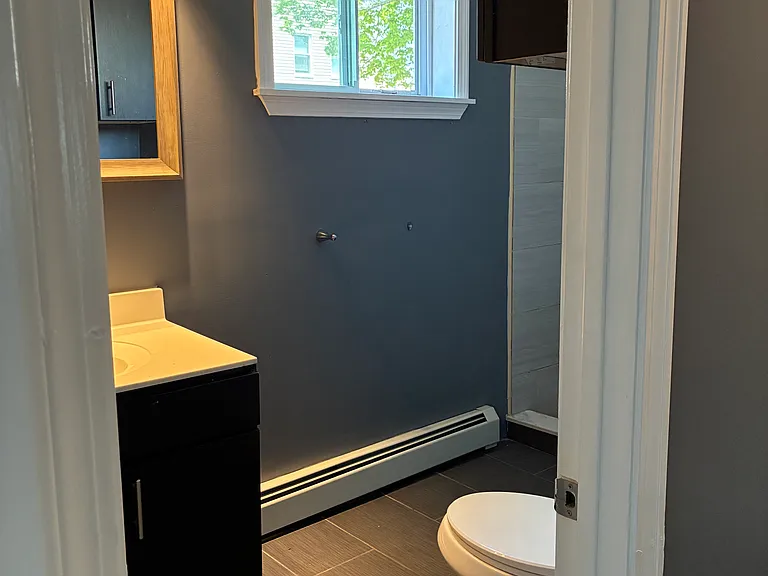 12 Mulberry St #3 — Photo 2