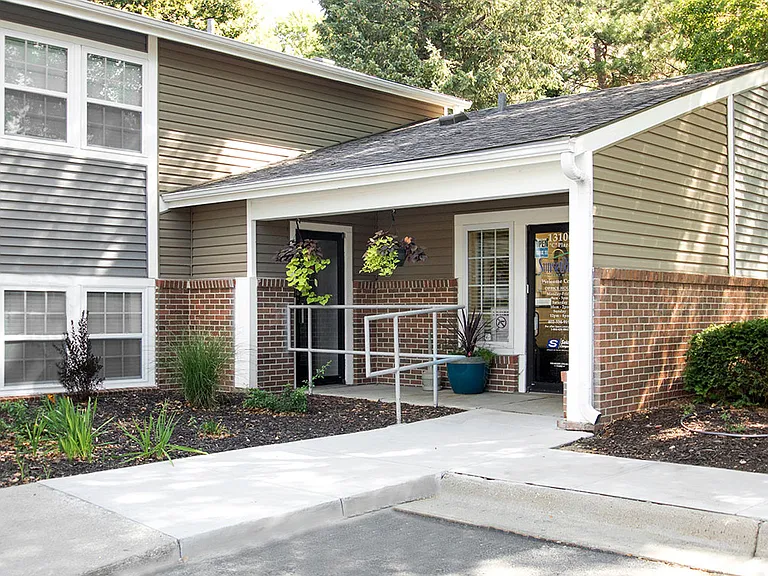 Sunset Ridge Townhomes — Photo 11