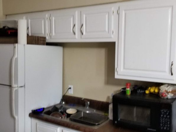 619 Welshire Dr APT 303
