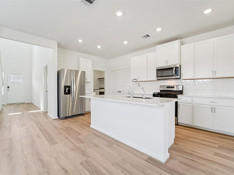 1st image of 2314 Pioneer Landing Ln