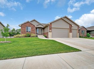 3381 N Tyndall St, Derby, KS 67037