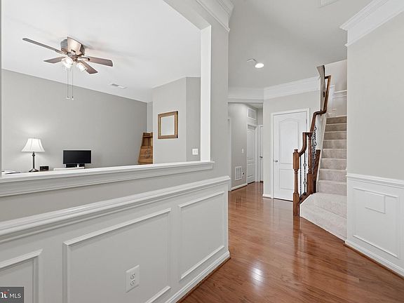 4th image of 22631 Hawkbill Sq