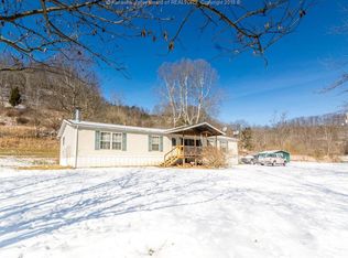 6811 Middle Fork Rd, Advent, WV 25231