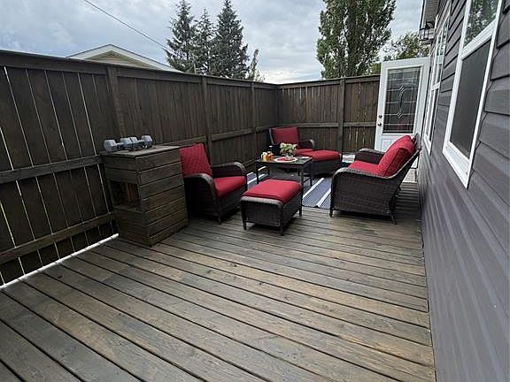 4th image of 19 Clarence Street