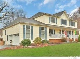 3 Kerry Ct, Pearl River, NY 10965