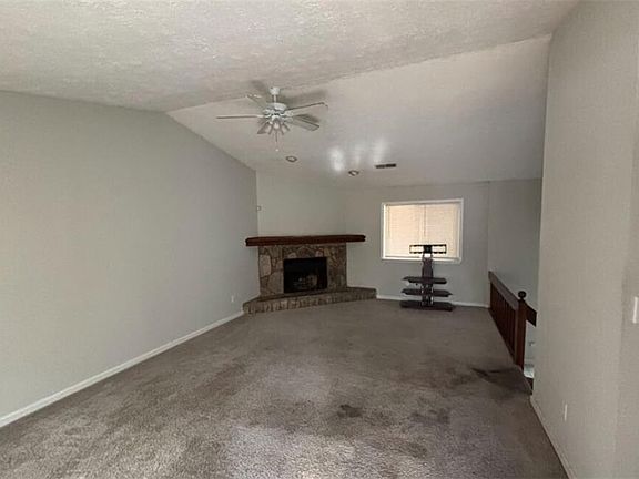 3rd image of 2174 Scarbrough Rd