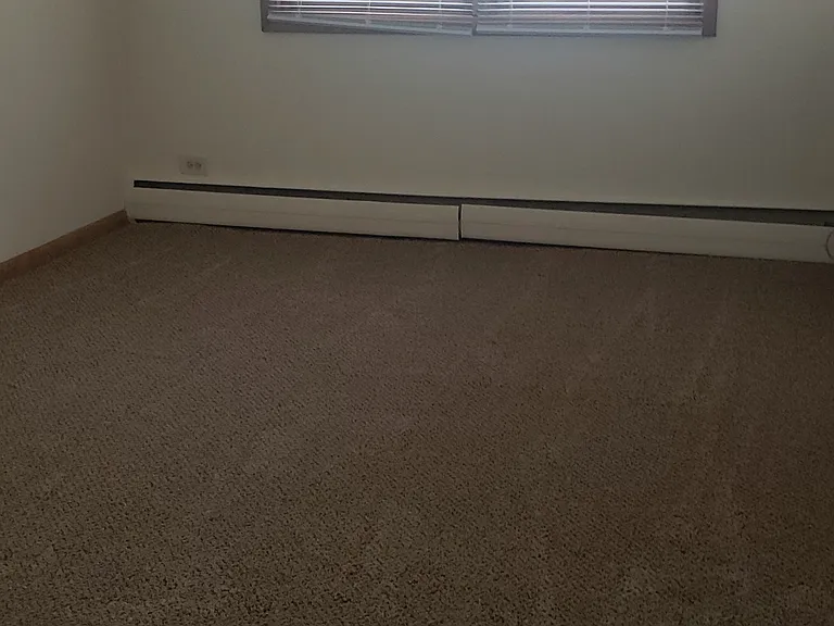 345 Silver St — Photo 7