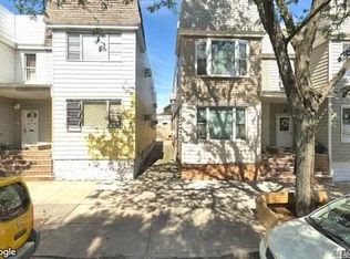 70-17 68th Pl, Ridgewood, NY 11385