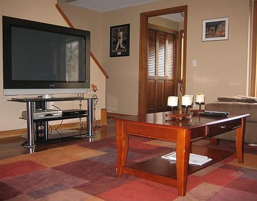 2nd image of 18 Ashbourne Ct #18