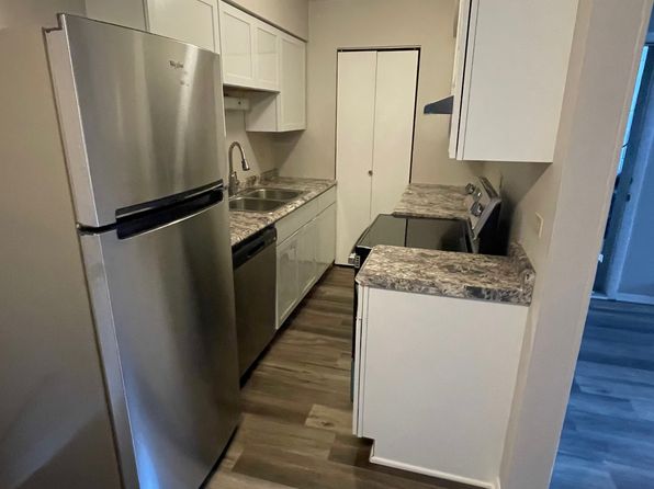 2032 Meadow Ln #3