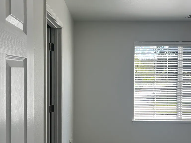 1360 Griggs St — Photo 35