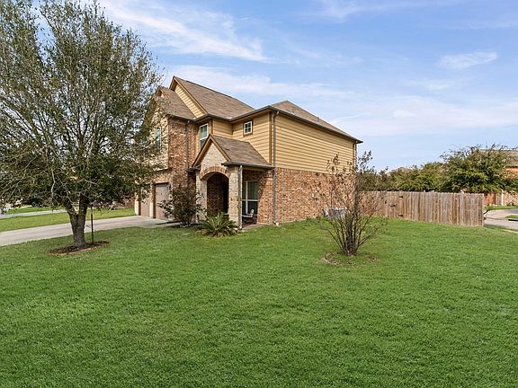 3rd image of 2703 Elm Crossing Trl