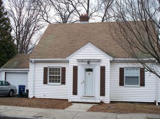 75 Bateman St, Roslindale, MA 02131