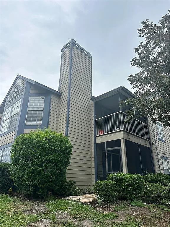 2 bed, 2.0 bath, 998 sqft, $1,750 — Photo 2