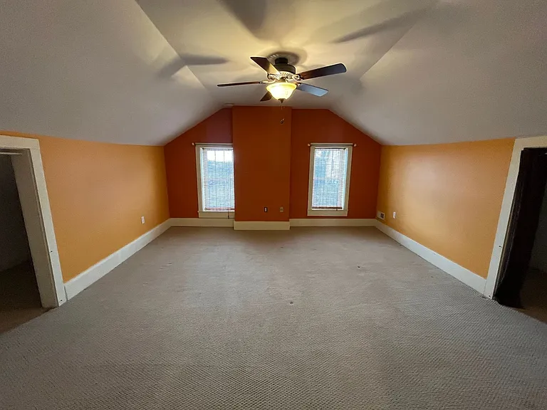 348 S Morton St — Photo 20