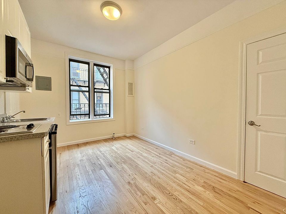 1st image of 305 W 45th St APT 5K
