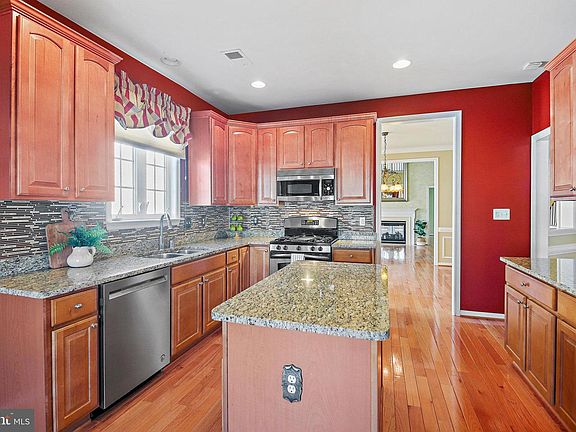 5th image of 6143 Beton Ct