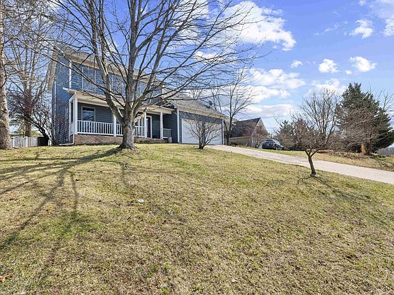 3rd image of 1540 Apple Ridge Ct