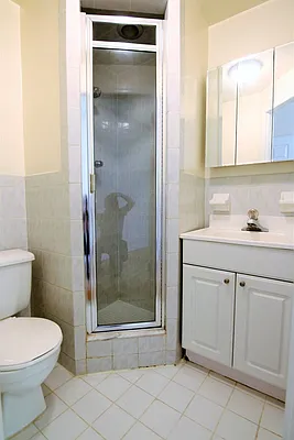Rented by JK Dansar Corp | media 8