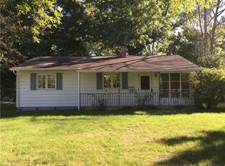 201 Erieview Blvd, Sheffield Lake, OH