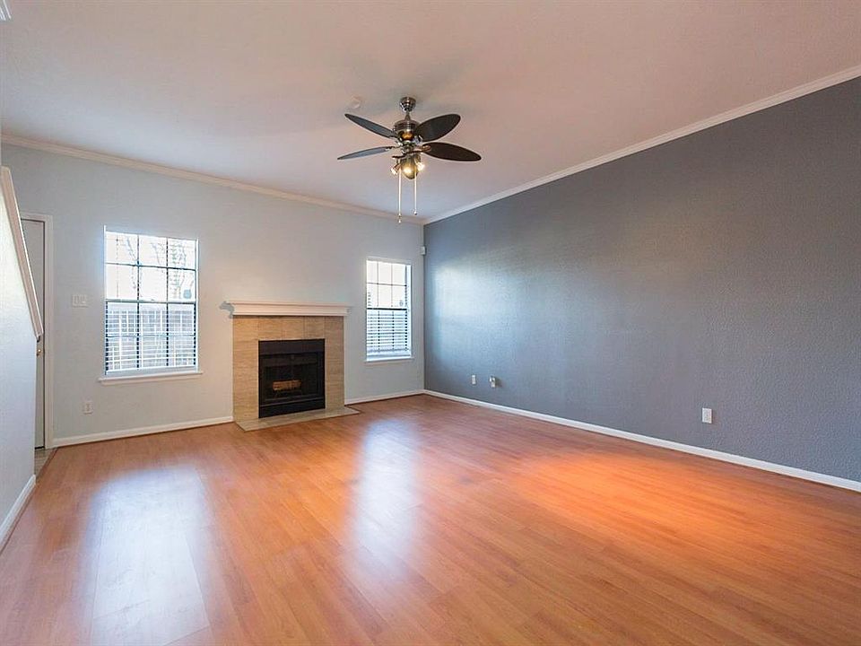 1st image of 9850 Pagewood Ln APT 106