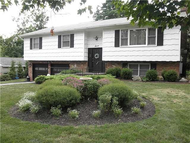 1st image of 7 Canterbury Ave