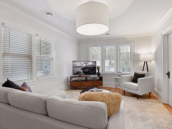 3rd image of 3413 Girard Ave S #2