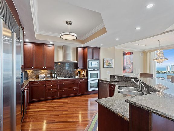 4th image of 6000 Island Blvd APT 2306