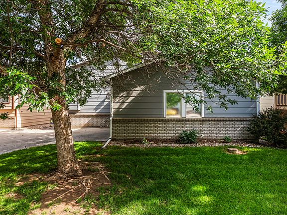 972 Winona Circle