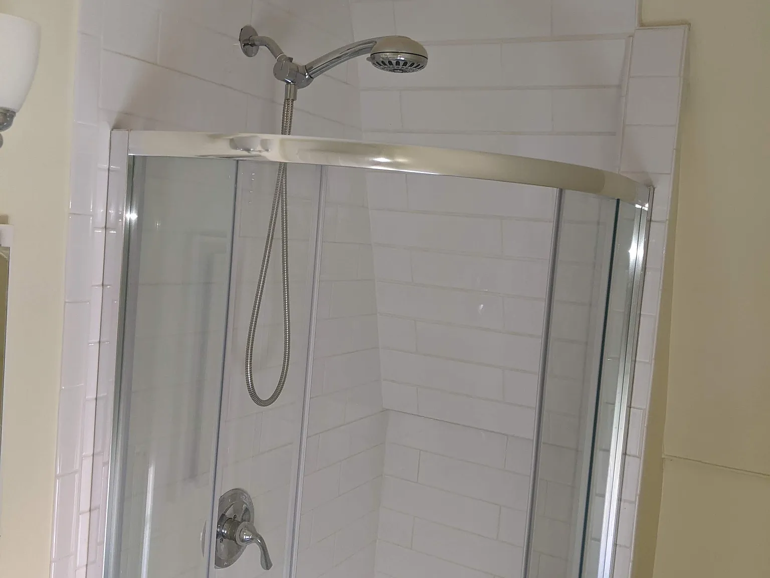 2 bed, 1.5 bath, 882 sqft, $1,850 — Photo 2