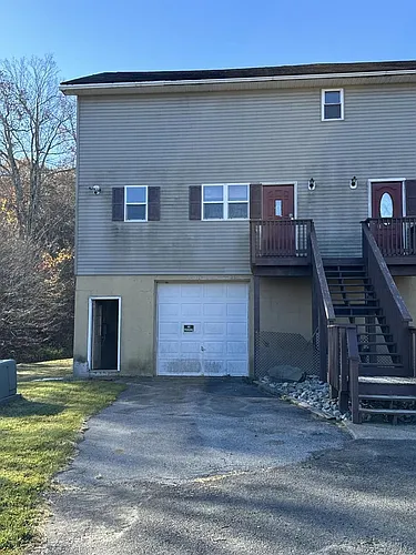 400 Round Lake Rd #A Photo 1