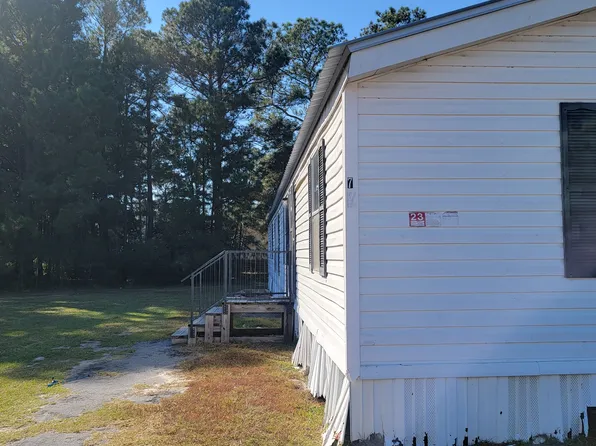 926 Hollywood Dr Lot 7, Hinesville, GA 31313