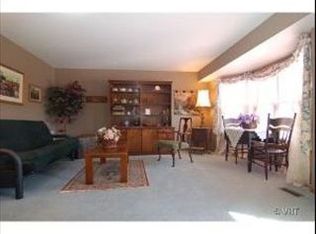 808 Handley Ct, Mundelein, IL